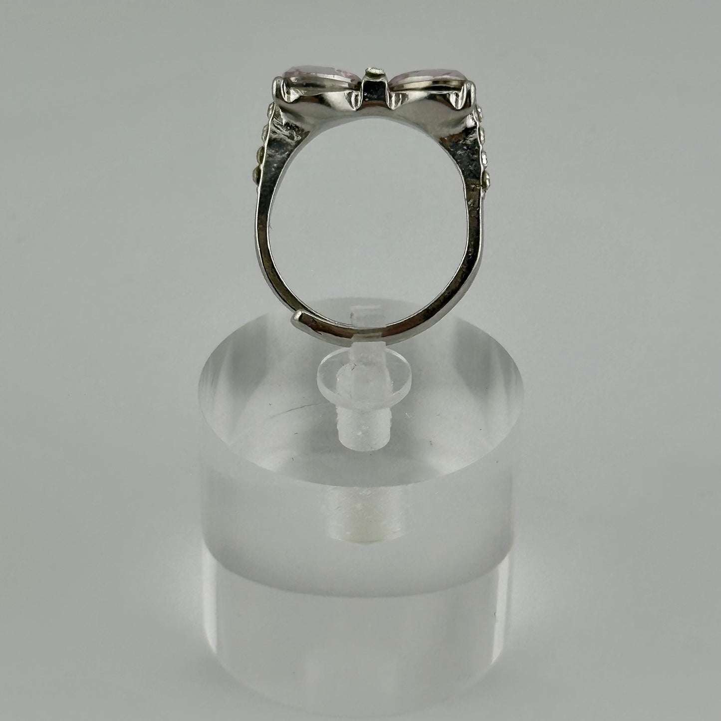 Adjustable Silver Bow Ring with Pink Heart Gems β Sparkle Edition
