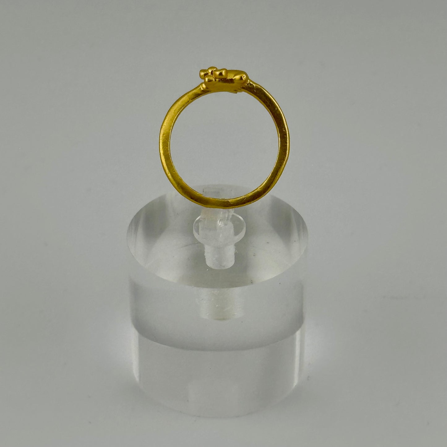 Hello Kitty Adjustable Ring – Gold Tone Kawaii Classic
