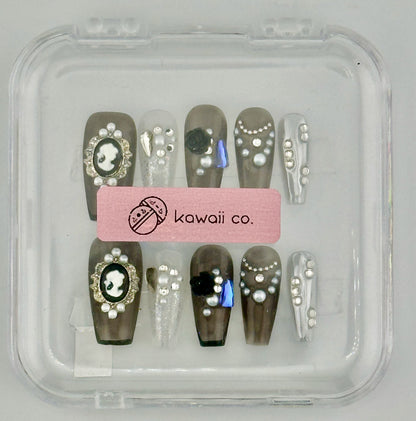 Velvet Heirloom Press-On Nails